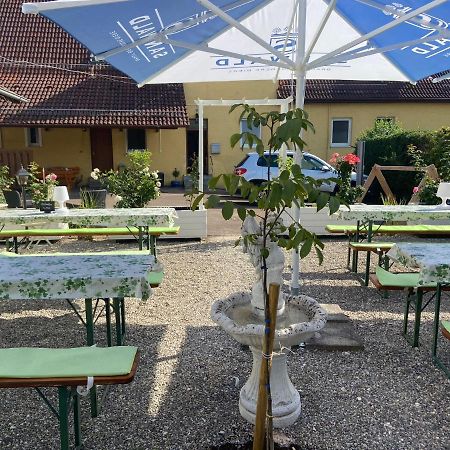 Gasthaus Zur Rose Aalen Ngoại thất bức ảnh